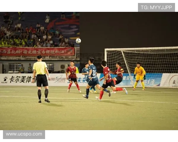 足球明星齐聚泉州展开友谊赛激情对决点燃球迷热情