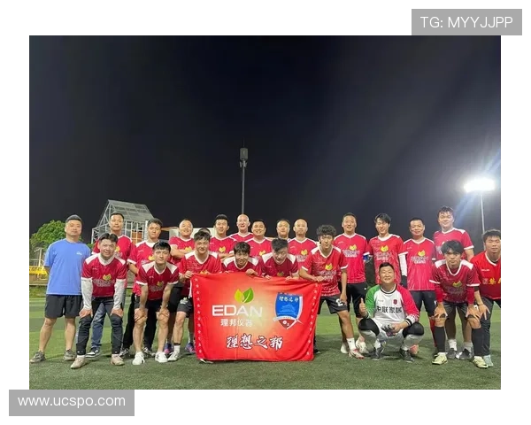 杭州足球队实力引发热议球迷对球队表现的看法与争议分析